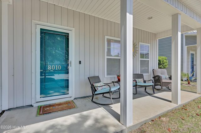 8010 Sweetgrass Court, Wilmington, NC 28412