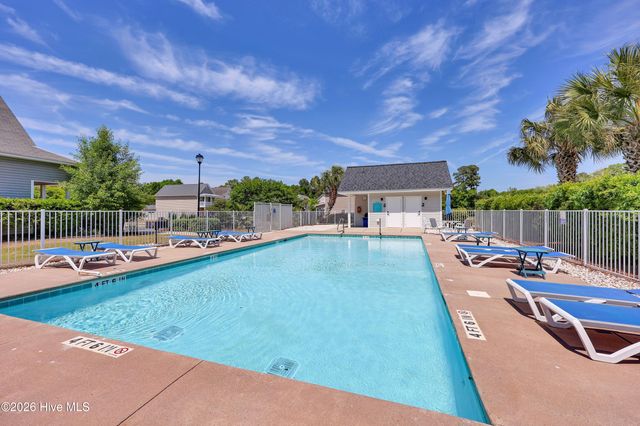 8010 Sweetgrass Court, Wilmington, NC 28412