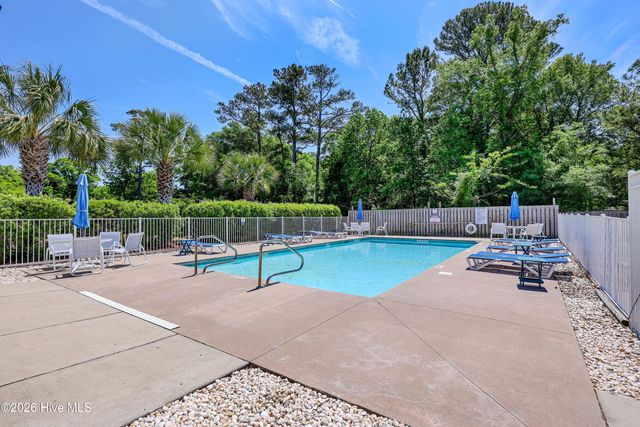 8010 Sweetgrass Court, Wilmington, NC 28412