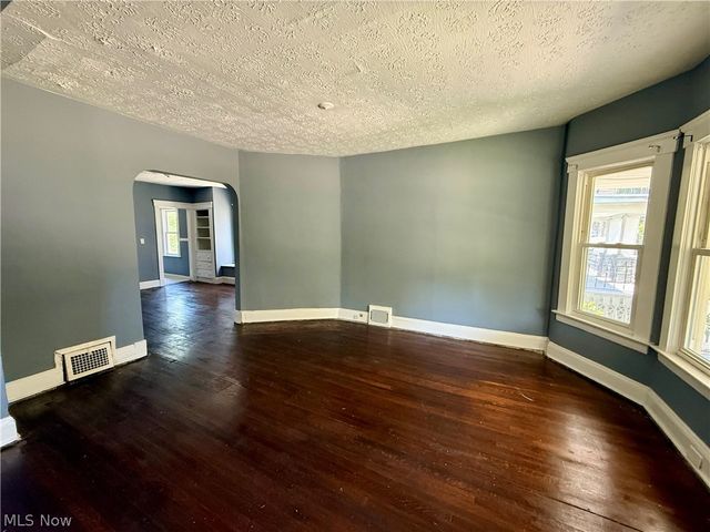 10817 Orville Avenue 1, Cleveland, OH 44106