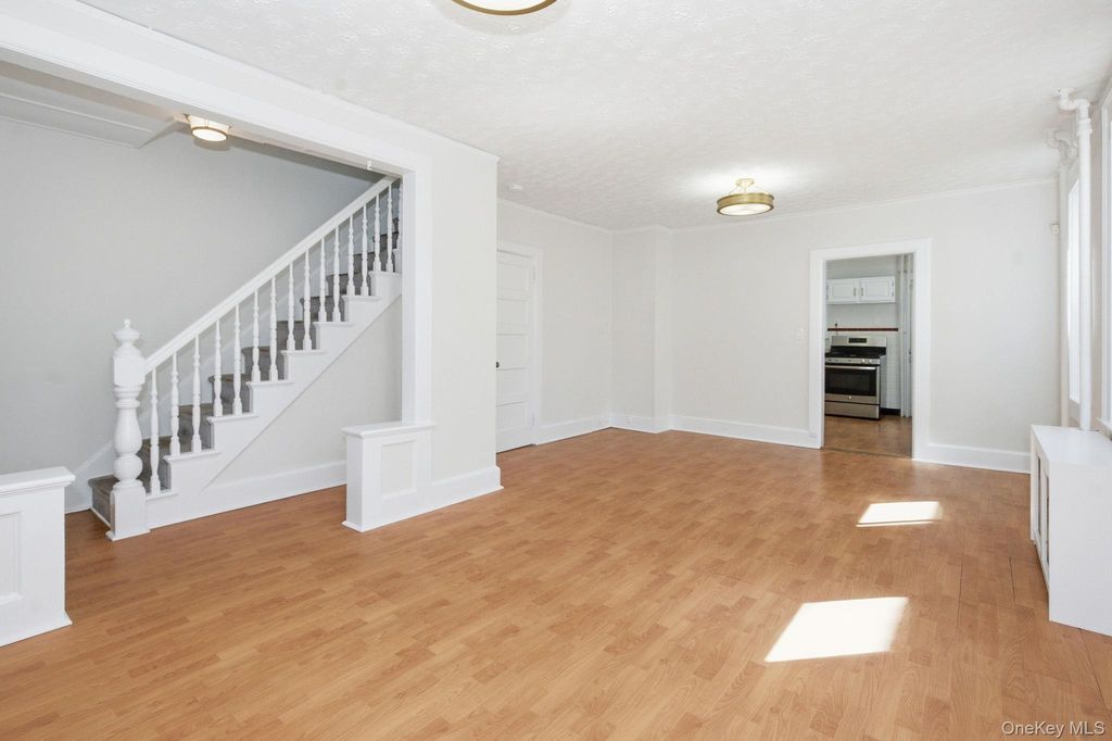 46-48 Robertson Avenue, White Plains, NY 10606 — photo 4