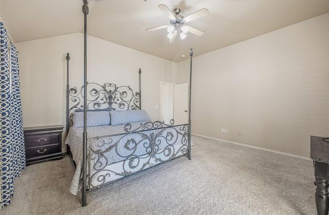 609 Madeline Lane, Moore, OK 73160