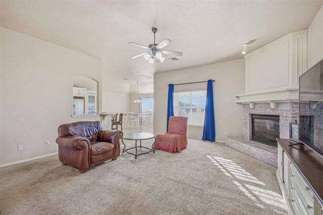 609 Madeline Lane, Moore, OK 73160