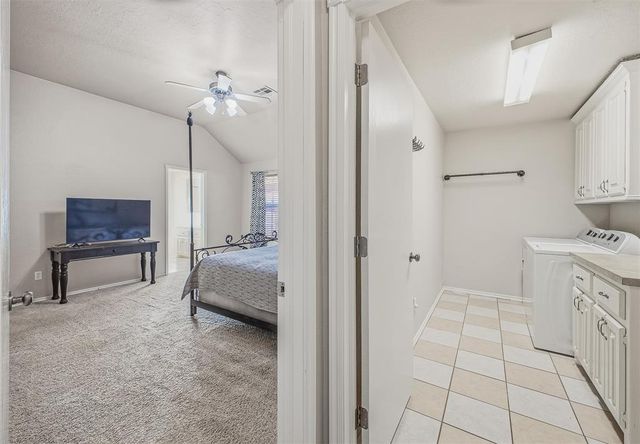 609 Madeline Lane, Moore, OK 73160