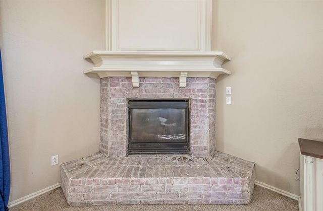 609 Madeline Lane, Moore, OK 73160