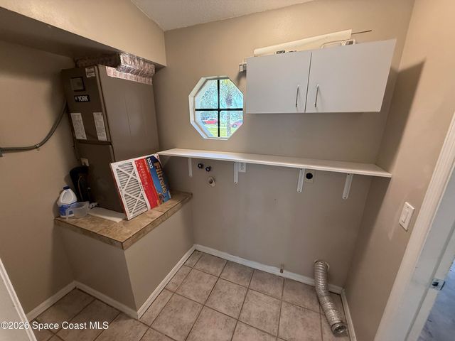 563 Summers Creek Drive, Merritt Island, FL 32952