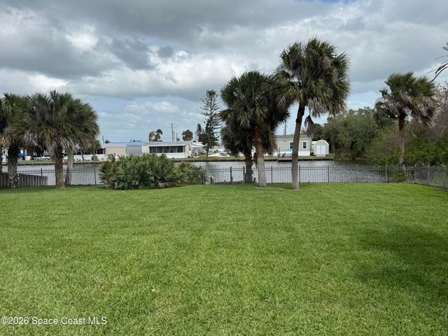 563 Summers Creek Drive, Merritt Island, FL 32952