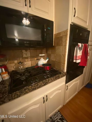 116 Oakhill Drive, Natchez, MS 39120