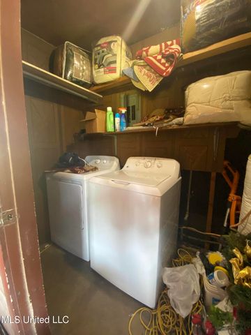 116 Oakhill Drive, Natchez, MS 39120