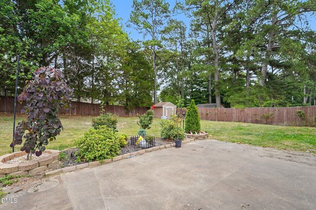 3324 Hunting Bay Drive, Spring Lake, NC 28390