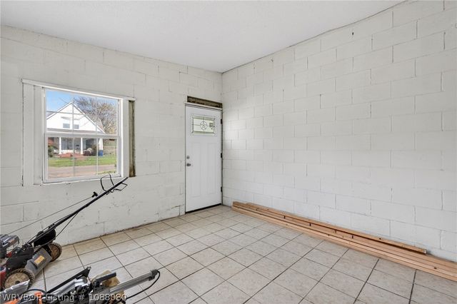 1100 N 14th Street, Fort Smith, AR 72901