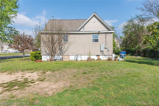 1100 N 14th Street, Fort Smith, AR 72901