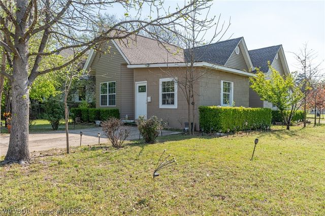 1100 N 14th Street, Fort Smith, AR 72901