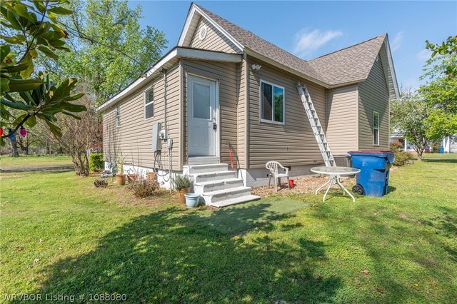 1100 N 14th Street, Fort Smith, AR 72901