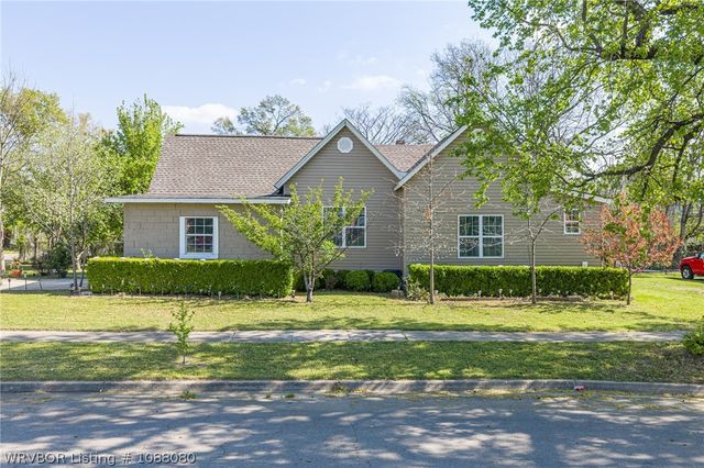 1100 N 14th Street, Fort Smith, AR 72901