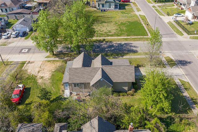 1100 N 14th Street, Fort Smith, AR 72901