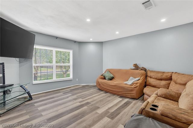 1100 N 14th Street, Fort Smith, AR 72901