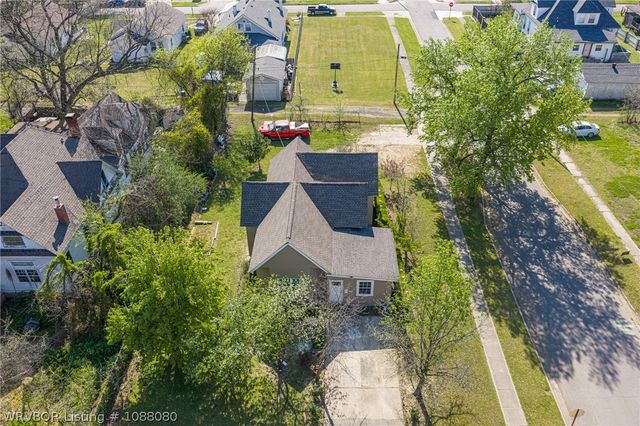 1100 N 14th Street, Fort Smith, AR 72901