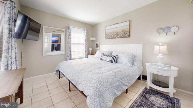 20 S MARS DR, Sewell, NJ 08080