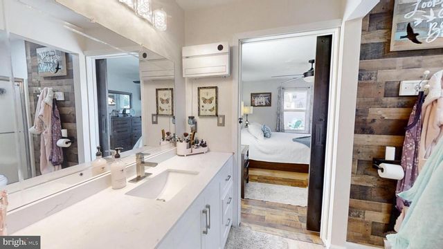 20 S MARS DR, Sewell, NJ 08080