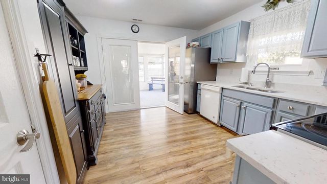 20 S MARS DR, Sewell, NJ 08080