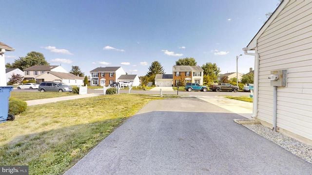 20 S MARS DR, Sewell, NJ 08080