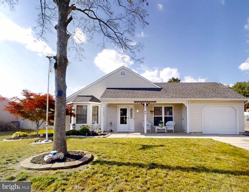 20 S MARS DR, Sewell, NJ 08080