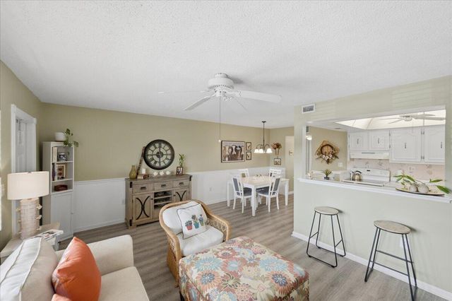 2600 S Kanner Highway N9, Stuart, FL 34994