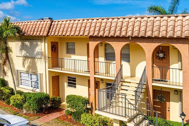 2600 S Kanner Highway N9, Stuart, FL 34994