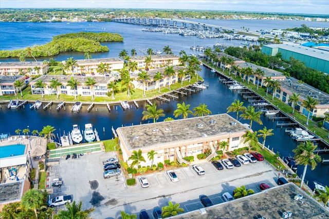 2600 S Kanner Highway N9, Stuart, FL 34994