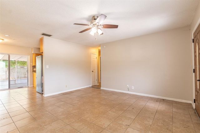 614 E WHEELER ROAD, Seffner, FL 33584