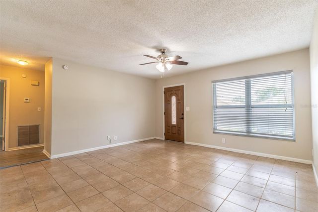614 E WHEELER ROAD, Seffner, FL 33584