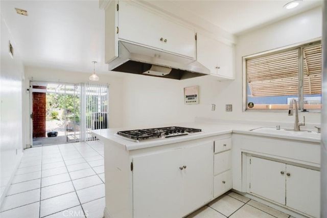 1755 Sunny Heights Drive, Los Angeles, CA 90065