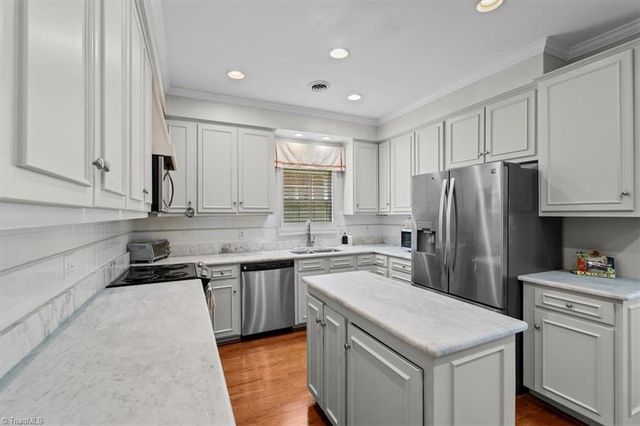 5 Fountain Manor Drive A, Greensboro, NC 27405