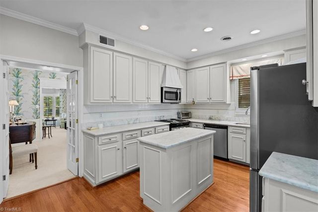 5 Fountain Manor Drive A, Greensboro, NC 27405