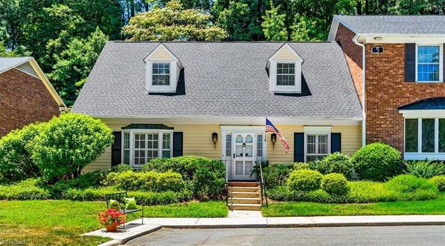 5 Fountain Manor Drive A, Greensboro, NC 27405