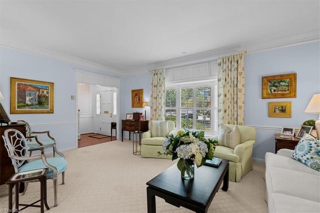 5 Fountain Manor Drive A, Greensboro, NC 27405