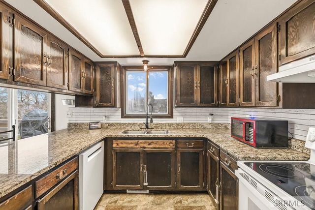 144 Oasis, Pocatello, ID 83204