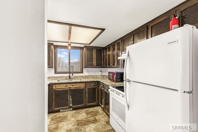 144 Oasis, Pocatello, ID 83204