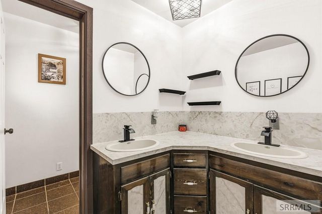 144 Oasis, Pocatello, ID 83204