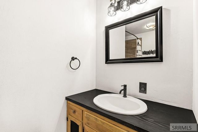 144 Oasis, Pocatello, ID 83204