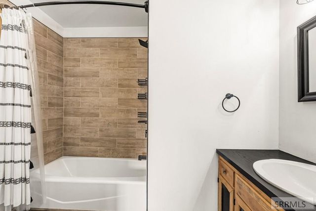 144 Oasis, Pocatello, ID 83204