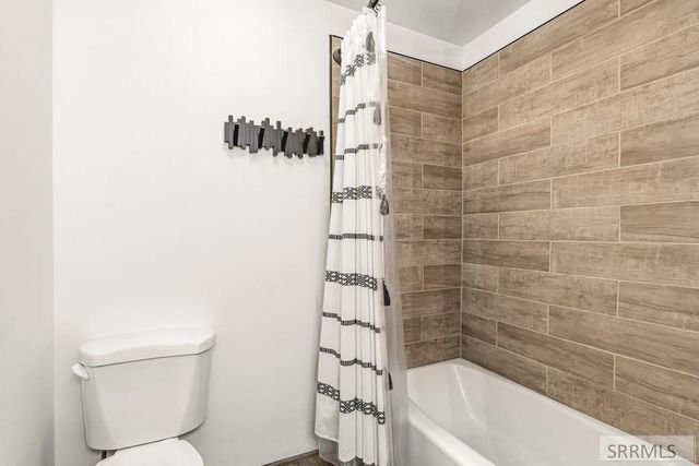 144 Oasis, Pocatello, ID 83204