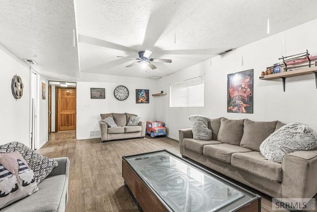 144 Oasis, Pocatello, ID 83204