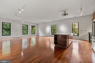 2007 CLIPPER PARK RD #323, Baltimore, MD 21211