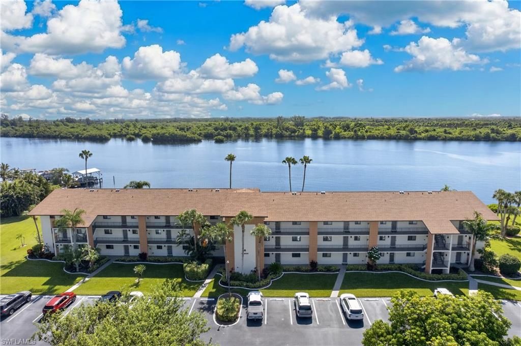 16200 Bay Pointe BLVD 208, NORTH FORT MYERS, FL 33917 — exterior