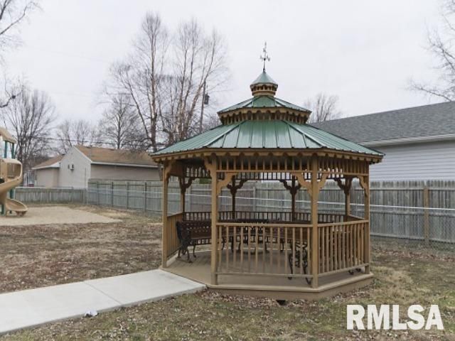 3025 S LINCOLN Avenue, Springfield, IL 62704