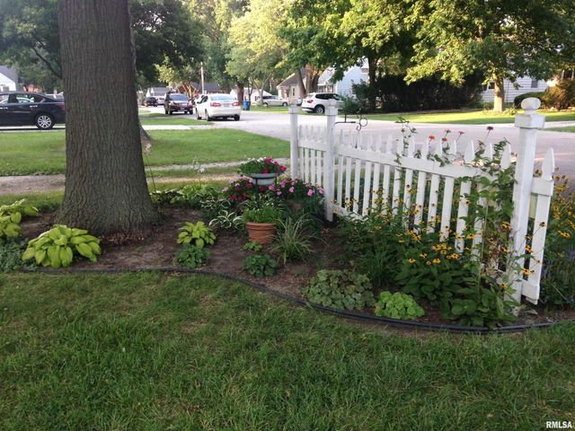 3025 S LINCOLN Avenue, Springfield, IL 62704