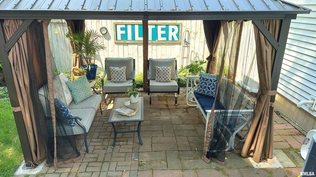 3025 S LINCOLN Avenue, Springfield, IL 62704