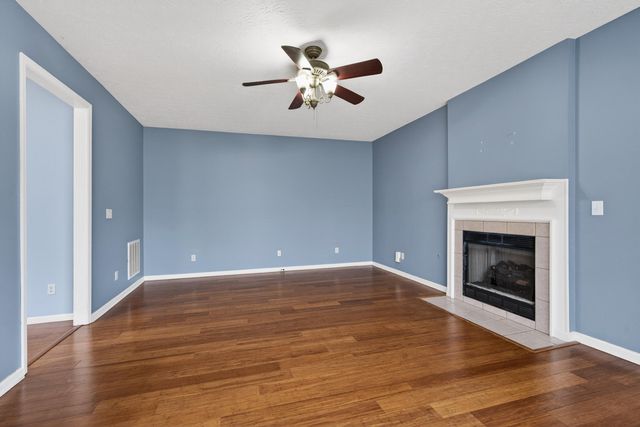 199 Hawthorne Drive, Georgetown, KY 40324